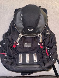 Oakley Kitchen Sink Backpack - Black Tactical Hard Shell (34L) - Like New