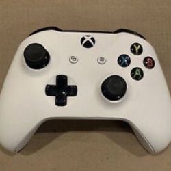 icrosoft Xbox One Wireless Controller Model 1708 Black. 