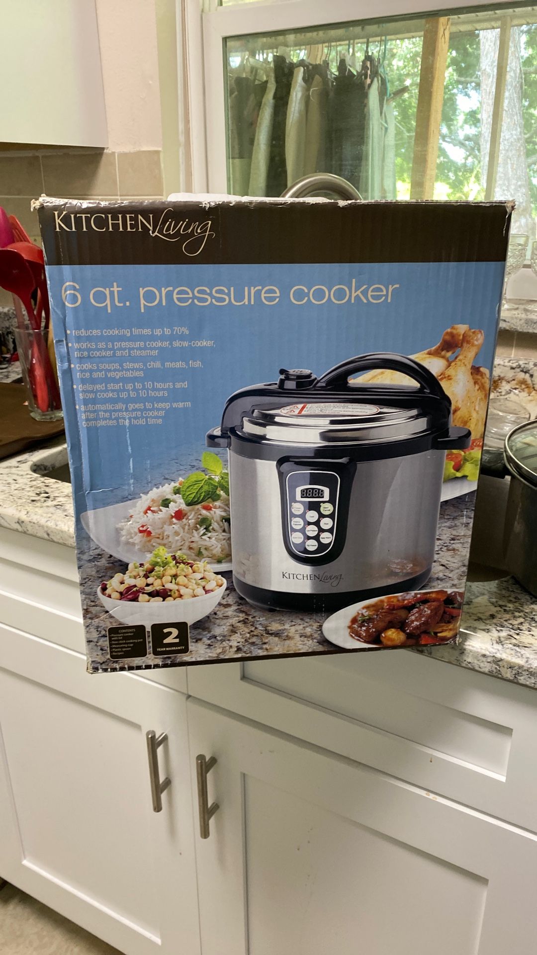 BRAND NEW PRESSURE COOKER/slow Cooker