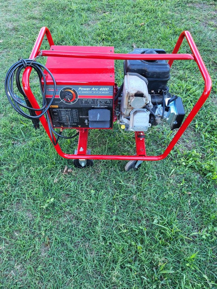 Lincoln Power Arc 4000 Welder 125 amps w/ a Portable Generator Generador 4000w for Sale in