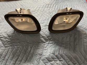 Brand New Cascadia Fog Lights