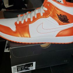 Jordan Mid 1  Se