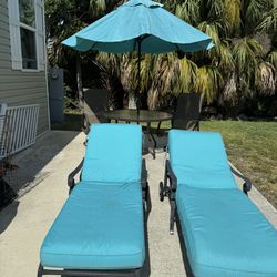 Free Patio And Lounger Set 