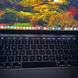 MacBook Pro w/ Charger