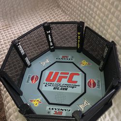 UFC OCTAGON Jakks Pacific 30"/76cm Deluxe Playset Ultimate Fighting With 