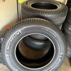 Tires Michelin P275/65R18