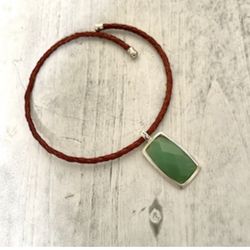 Green Pendant Choker Necklace 