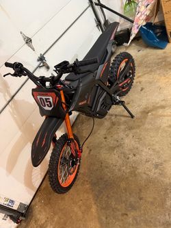 Electric dirt bike 40MPH NEW