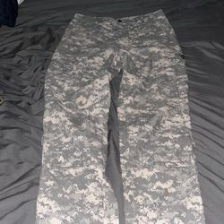 US ARMY UCP PANTS 