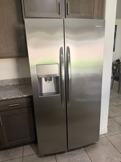 Frigidaire refrigerator