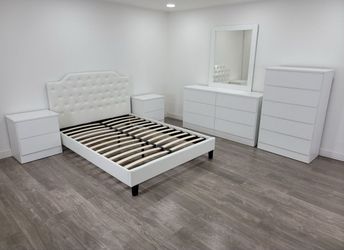Bedroom Set - Juego de cuarto