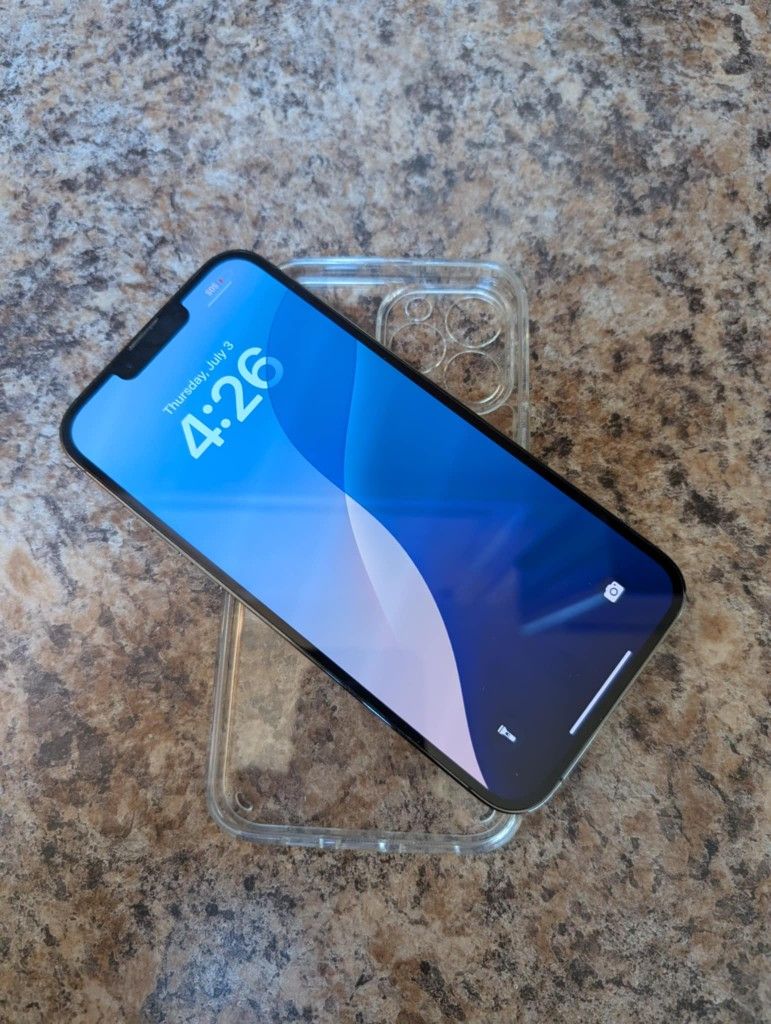 iPhone 13 Pro Max 256GB ( Unlocked )