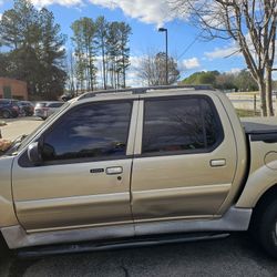 2003 Ford Explorer