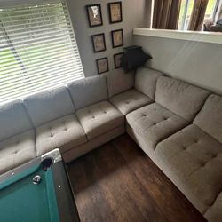 Sectional Couch 