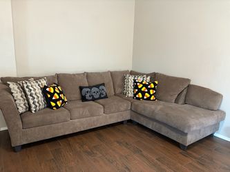 Sectional couch