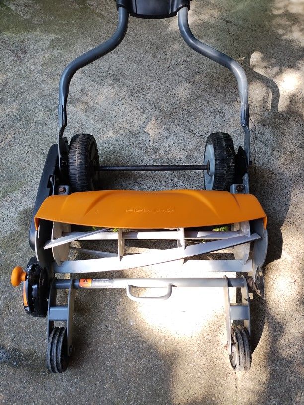 Fiskars Reel / Push Mower