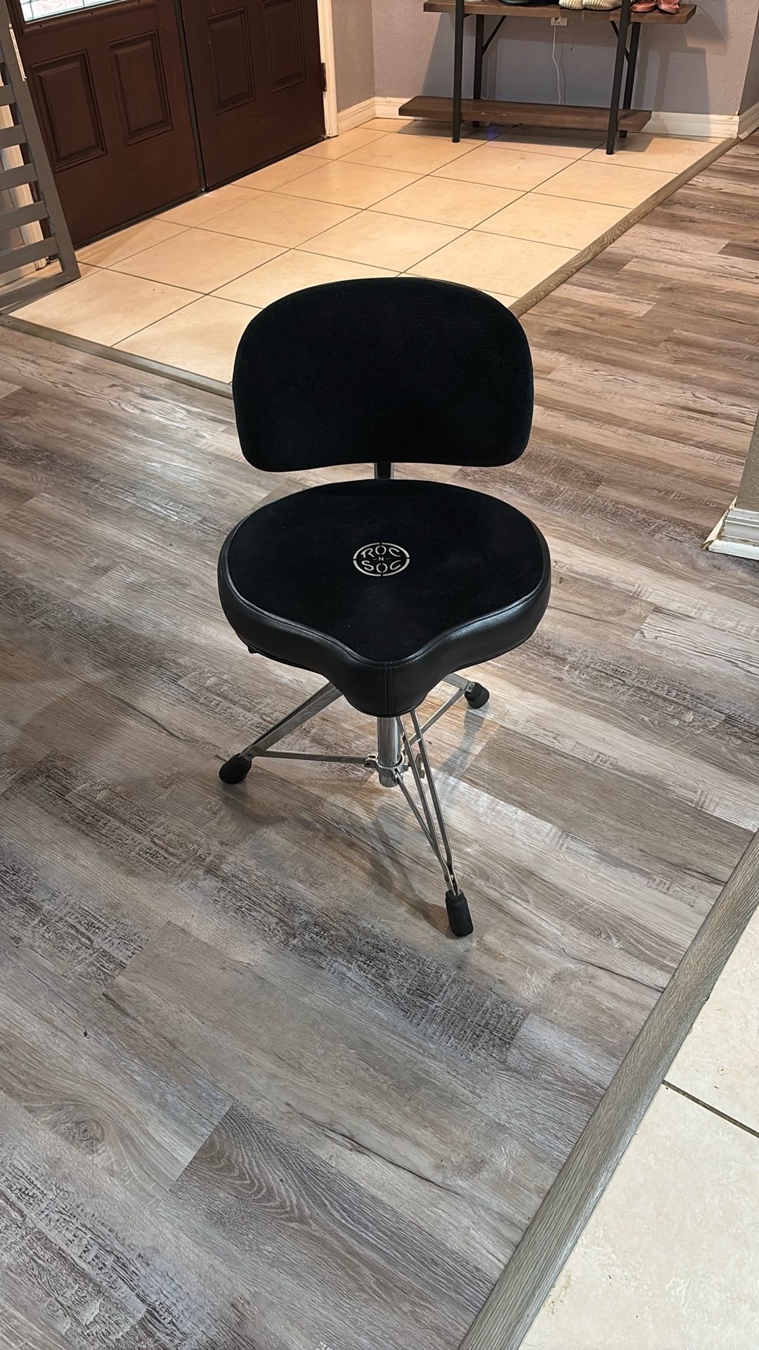 ROC-N-Soc Drum Throne With Back Rest Black