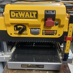 Dewalt Planer DW735