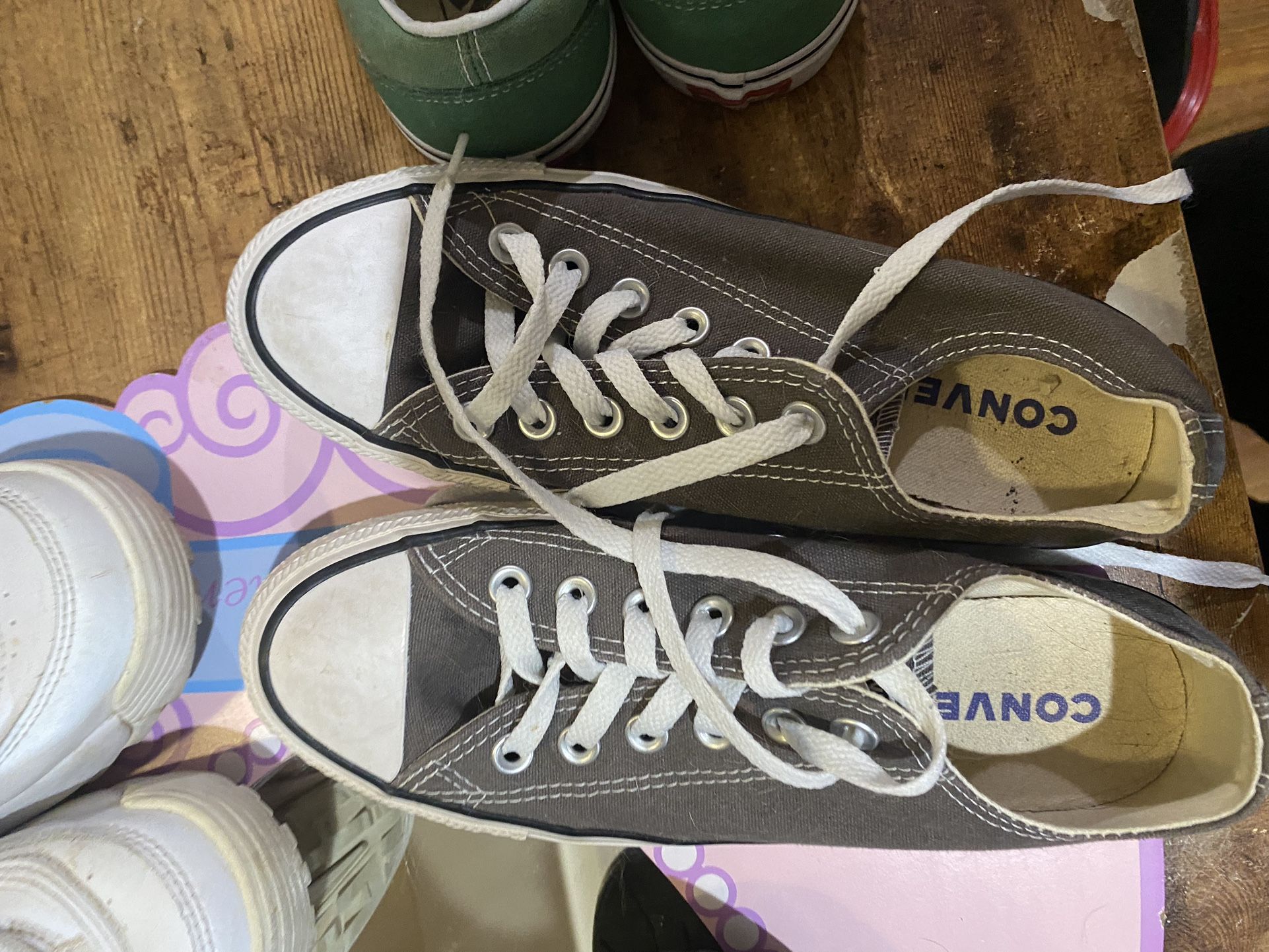 Lightly Used Womens Converse 