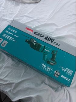 Makita hammer drill XGT 40v