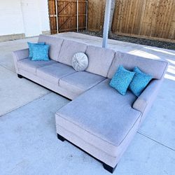 Sectional Couch Great Condition Super Clean And Comfy 