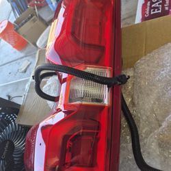 2019 TO 2024 Chevrolet Silverado Right Rear Tail Ligt