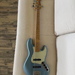 Fender Jazz Bass Player Plus 5 String Active