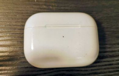 Apple AirPods Pro Charging Case Only – Genuine Apple