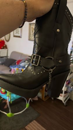 Synthetic Boots