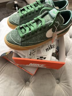 Devin Booker Chevy Nike Blazer Low “ Dark Green”