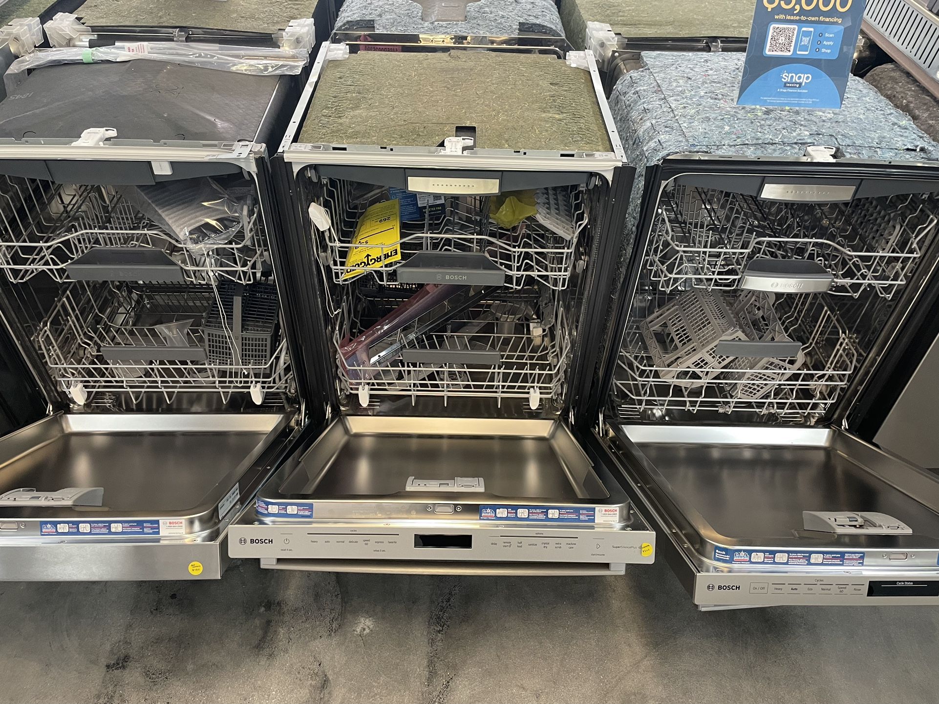 24” Bosch Dishwashers In Stainless Steel 