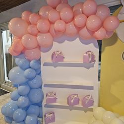 arch back drop with shelves 