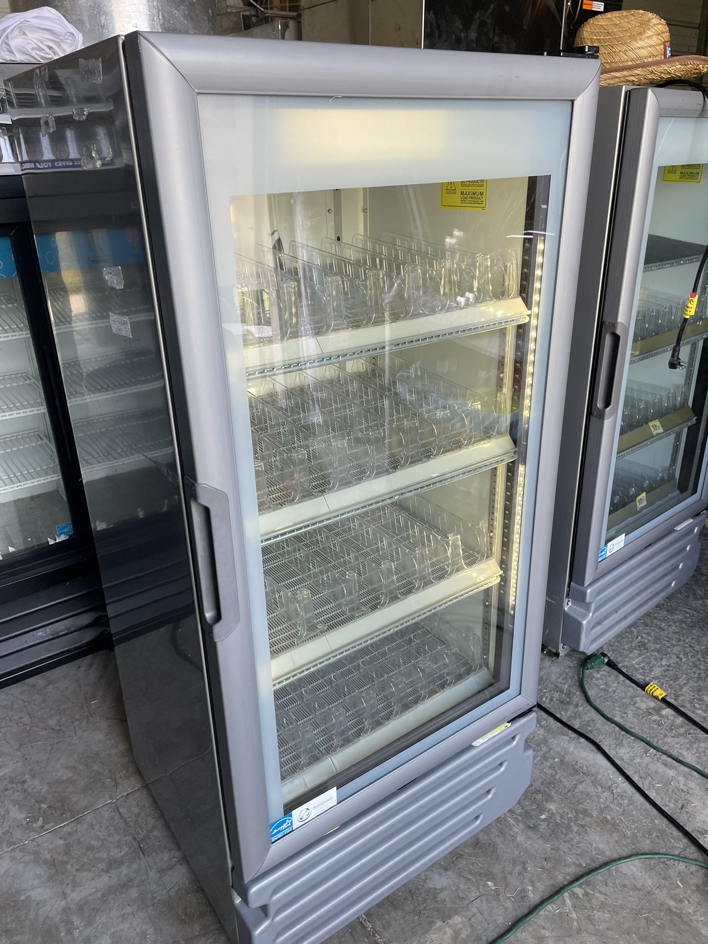 ONE DOOR GLASS COOLER 54”HEIGHT 25”WIDTH 
