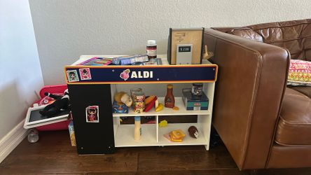 Aldi Store Toy With Food Accessories And Spinning Belt