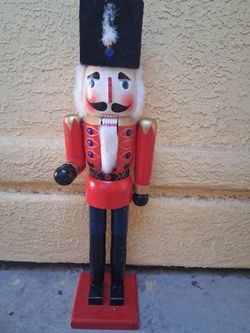 Nutcracker Soldiier 3.5ft Large solid wood