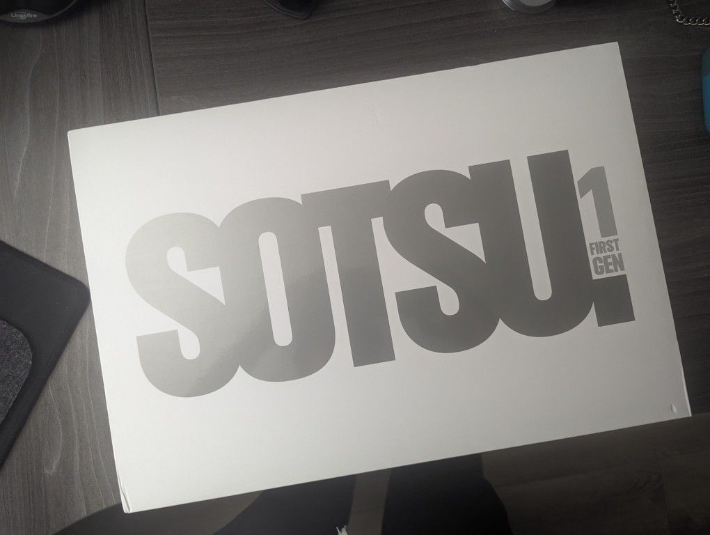 SOTSU FlipAction Pro 16" Premium Portable Monitor | Super Compact | Pivot Rotate | 2560x1600 DCI P3 | Full Metal CNC | USB-C or HDMI