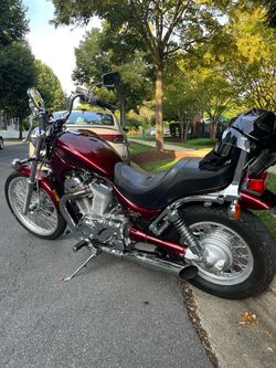 Suzuki intruder 800