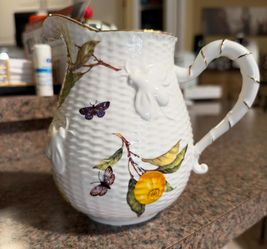 Grace Tea ware Lemons, butterflies and Bees pitcher
