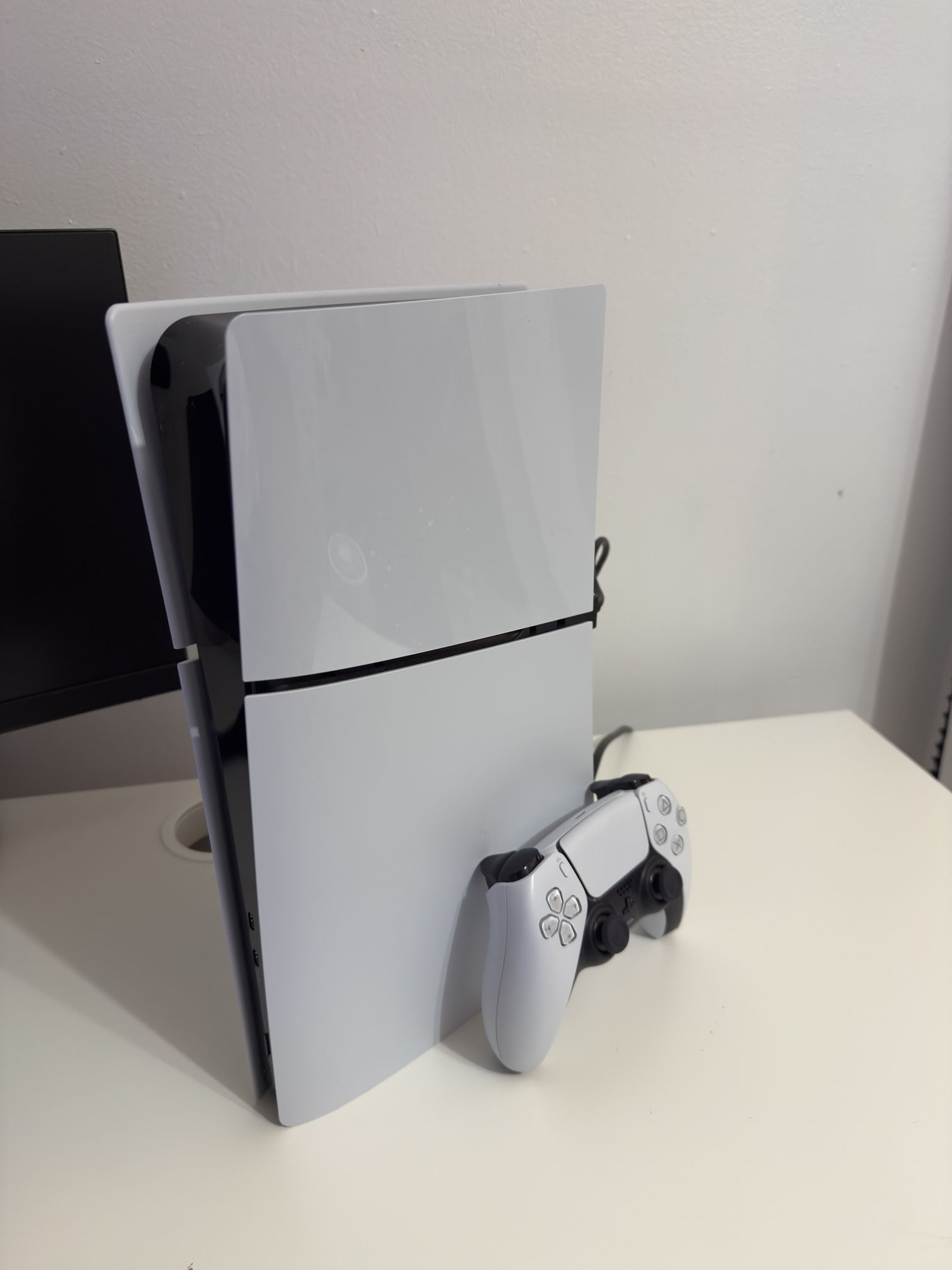 PlayStation 5 Slim Digital Edition w/ Original Controller