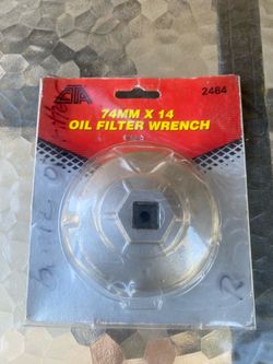 Oil filter remover tool