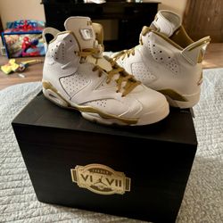 Jordan 6 Golden Moments Pack Size 11