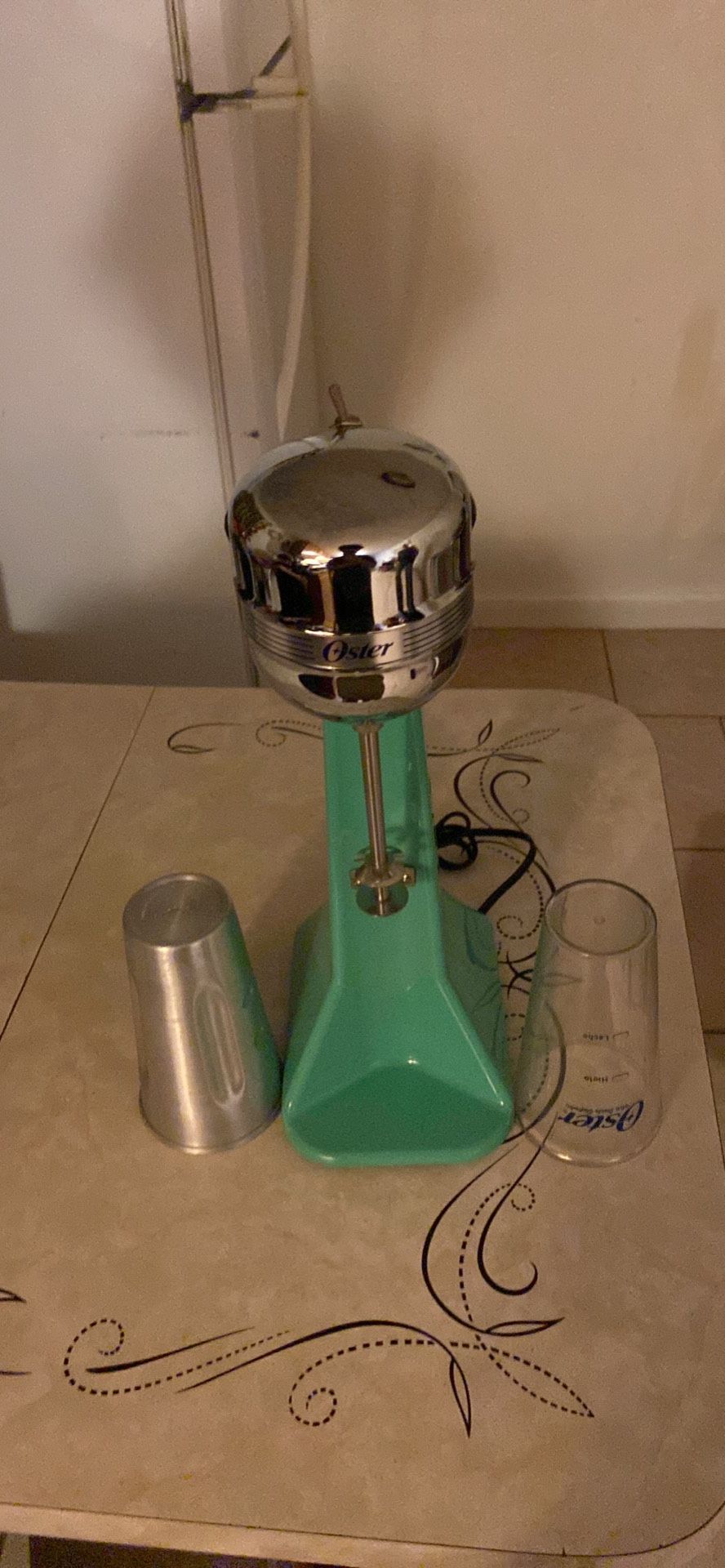 Oster Chocomilera Heavy Duty Milk Shake Machine