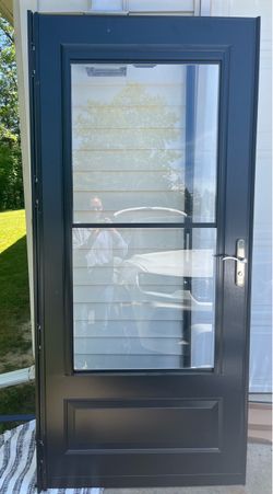 NEW Andersen Full-View Storm Door with Handle