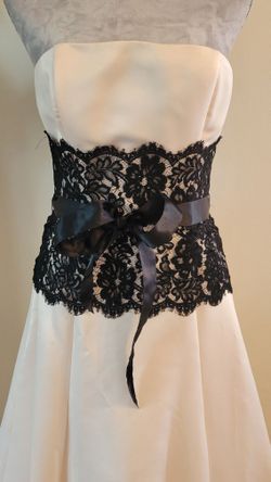 Jessica McClintock Black And White Evening Dress Size 10 for Sale in San  Bernardino, CA - OfferUp