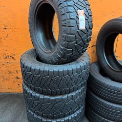 33x12.50R18 Nitto Ridge Grappler Full Tire Set