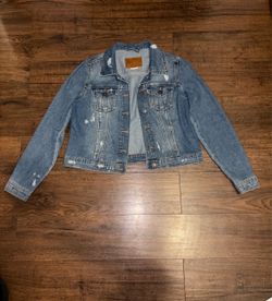 Light Wash Denim  Jean Jacket