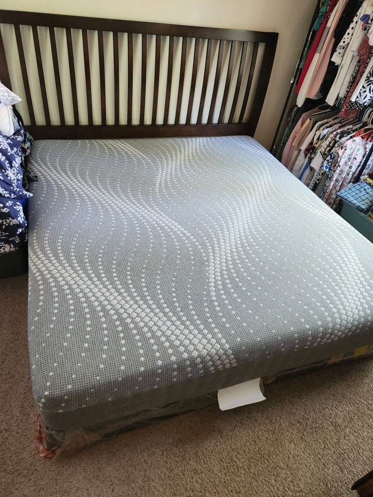 Sealy Posturpedic Hybrid Firm California King