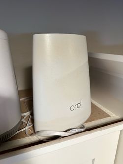 Orbi mesh router RBR 40