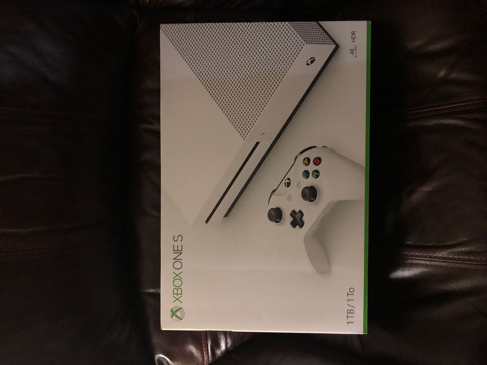 Xbox One S 1 TB 4K Blu-Ray HDR Preowned
