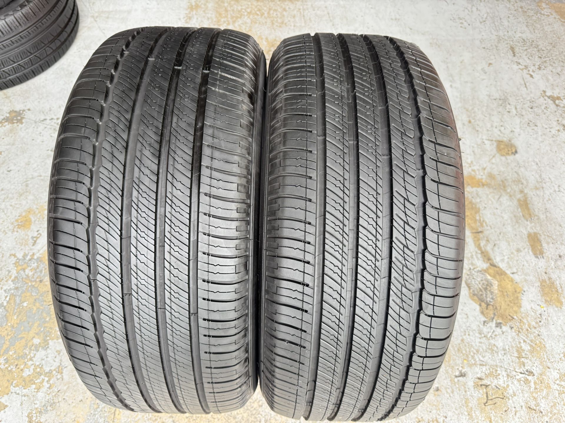 Two Premium Tires 275/50/20 Michigan Primacy Your Like New With 90-95% Left Mercedes GL GLE GLS
